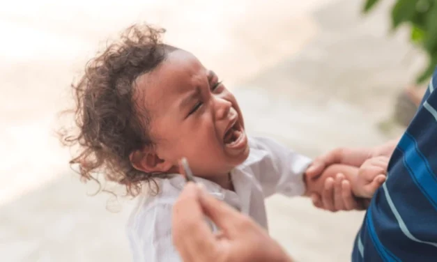 How to Respond to Tears and Frustrations in Toddlers: 6 Proven Tips